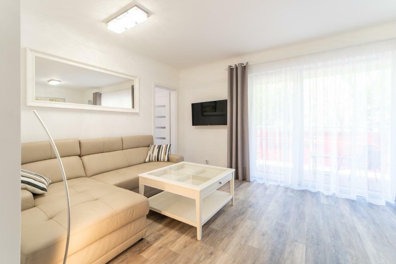 Kolorowe Balkony - Stylowy Apartament Nad Morzem By Noclegi Renters Miedzyzdroje Eksteriør bilde