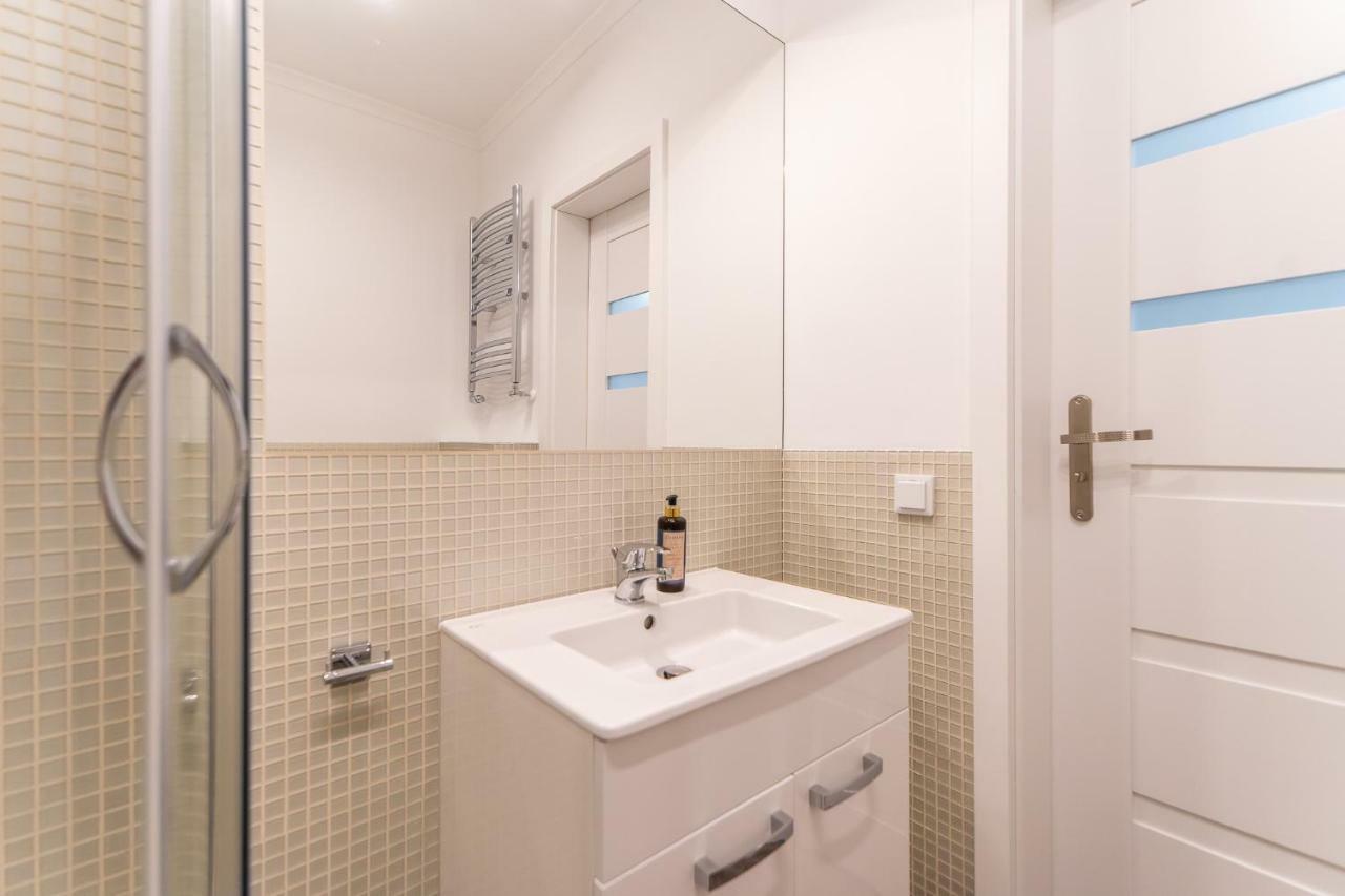 Kolorowe Balkony - Stylowy Apartament Nad Morzem By Noclegi Renters Miedzyzdroje Eksteriør bilde