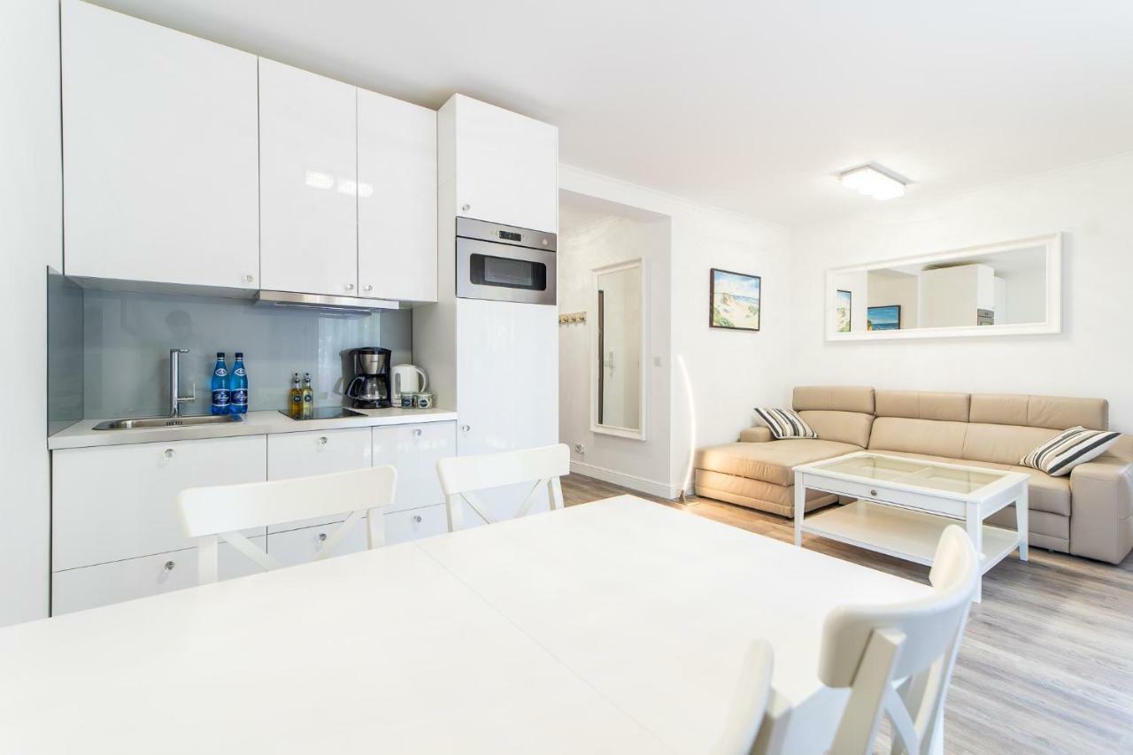 Kolorowe Balkony - Stylowy Apartament Nad Morzem By Noclegi Renters Miedzyzdroje Eksteriør bilde
